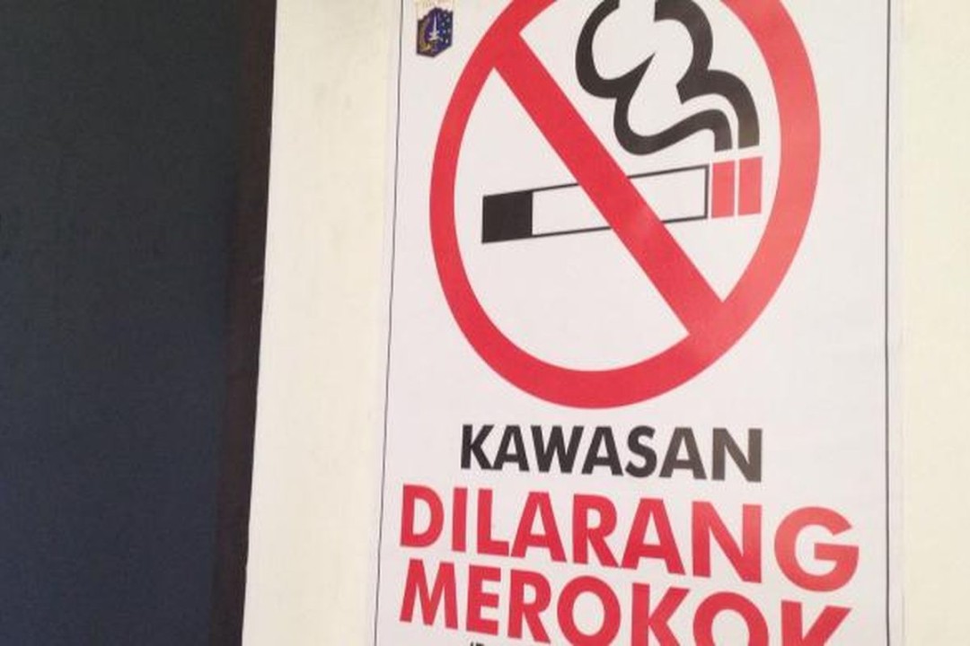 poster tentang pingatan aatu larangan merokok